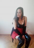 635303303: Chica busca chico en Madrid