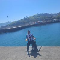 643269220: Chico busca chica en Ibiza