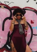 697488785: Chica busca chico en Valencia