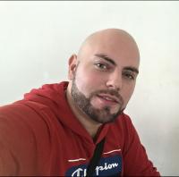 613849194: Chico busca chica en Tarragona