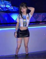 677964477: Chica busca chico en La Coruña