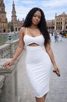 634396312: Chica busca chico en Barcelona