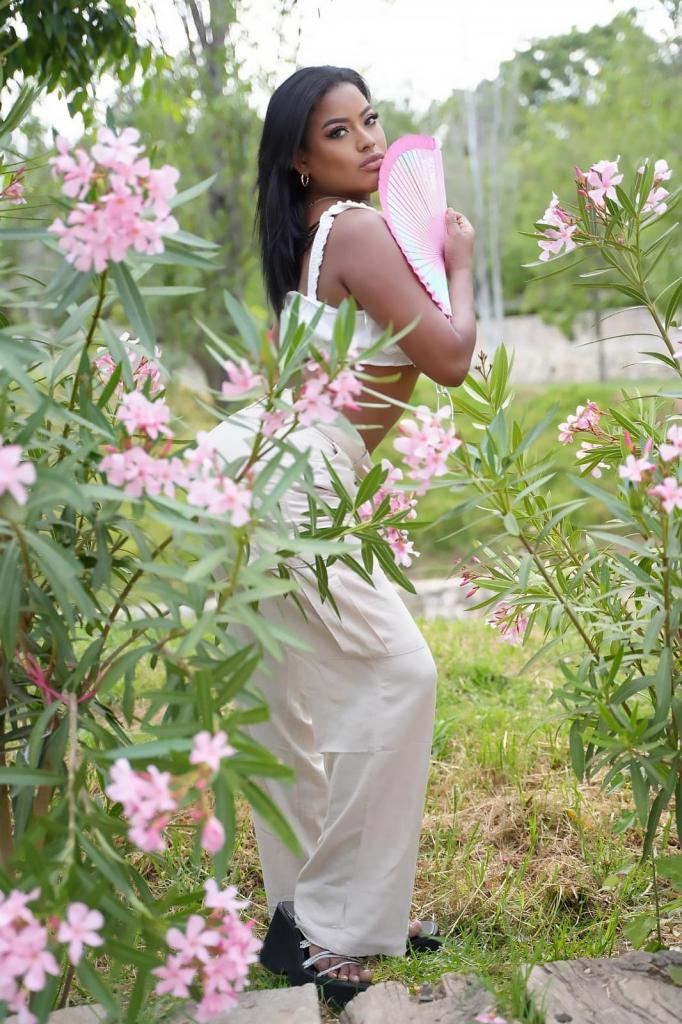 Chica busca chico en Ibiza: 