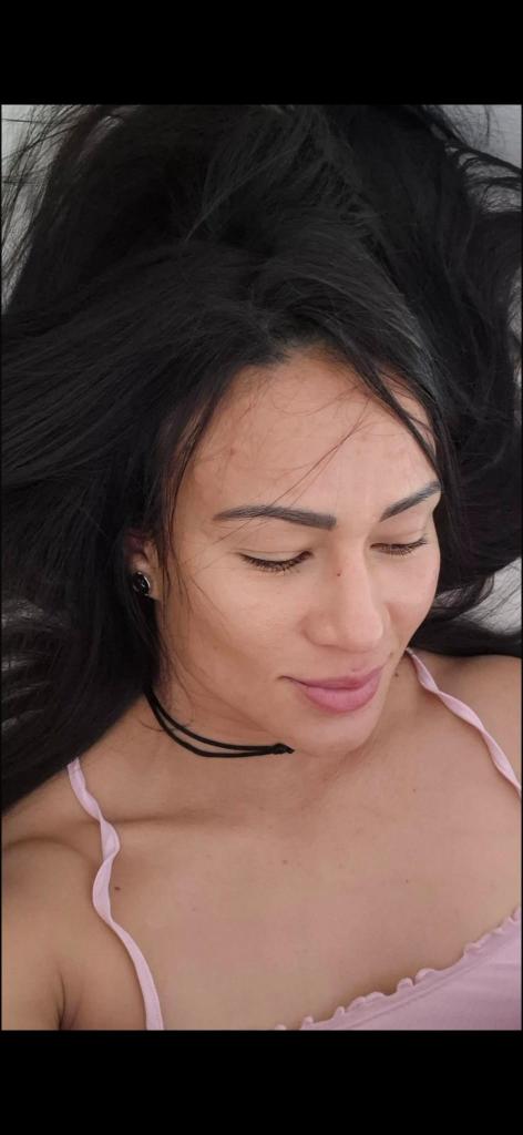 617083769: Chica busca chico en Valencia