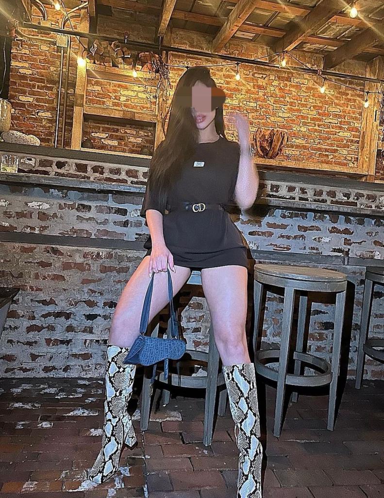 672367880: Chica busca chico en Badajoz