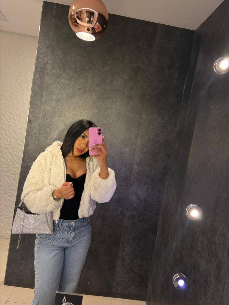 653648043: Chica busca chico en Tenerife