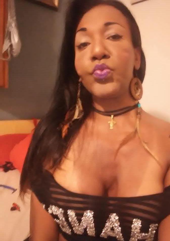 613862310: Transexual en Cantabria