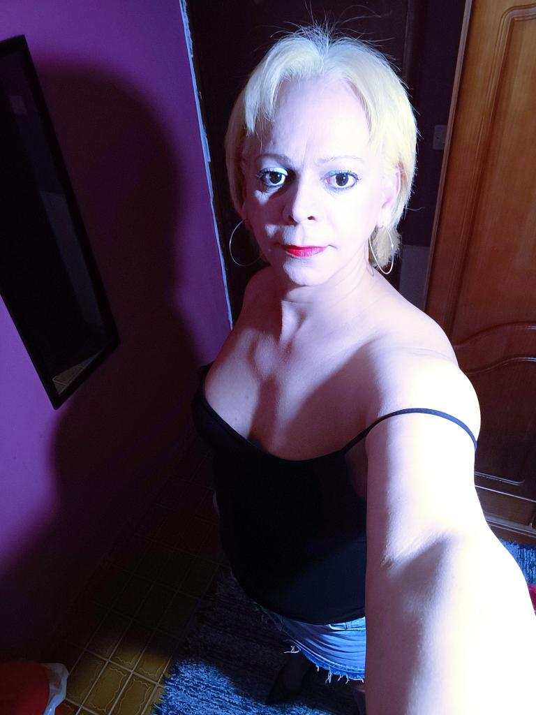 698412059: Travesti en Pontevedra