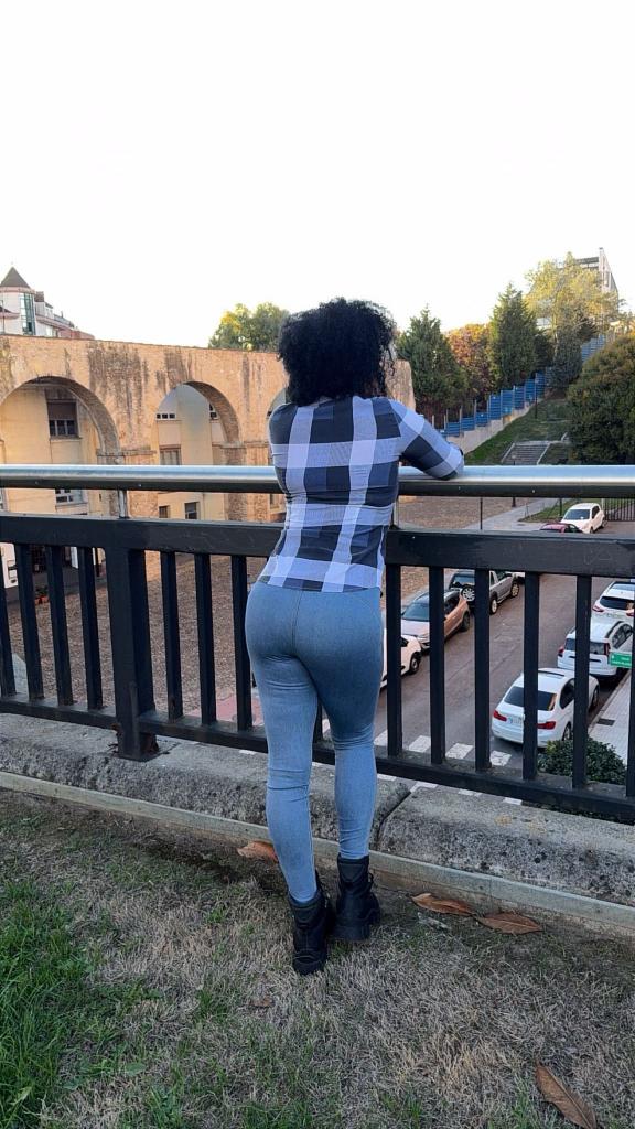 Chica busca chico en Asturias: 