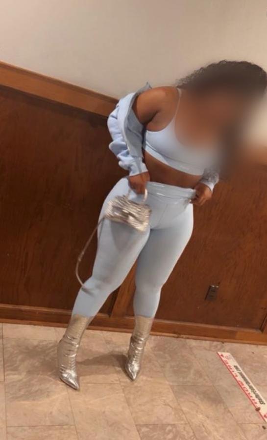 Chica busca chico en Jaén: 