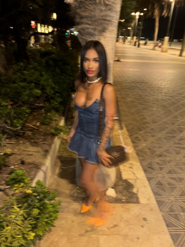 604303687: Chica busca chico en Valencia