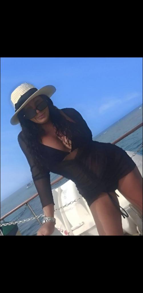 Chica busca chico en Menorca: 