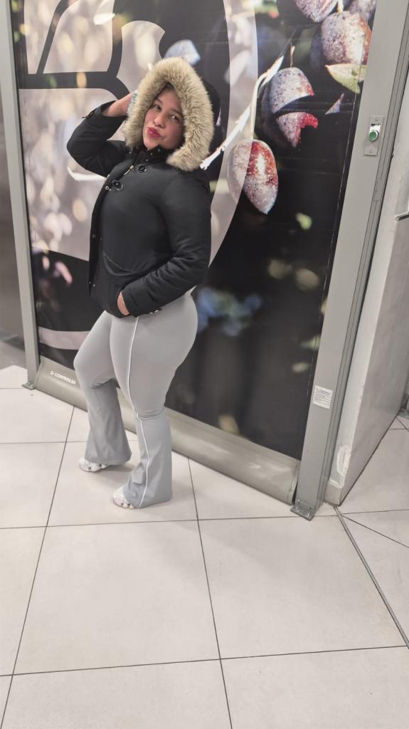 Chica busca chico en Cádiz: 