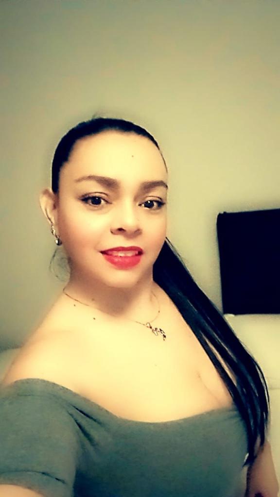 613415188: Chica busca chico en Tarragona