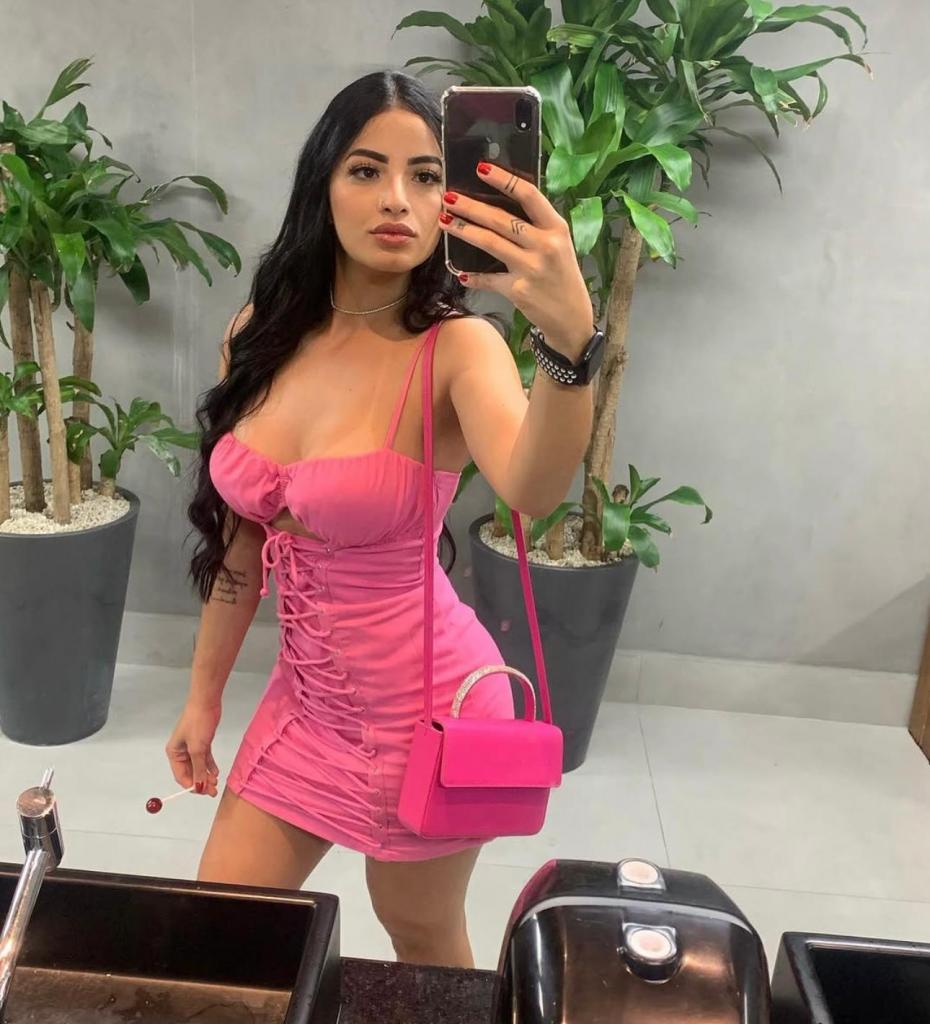 Chica busca chico en Cádiz: 