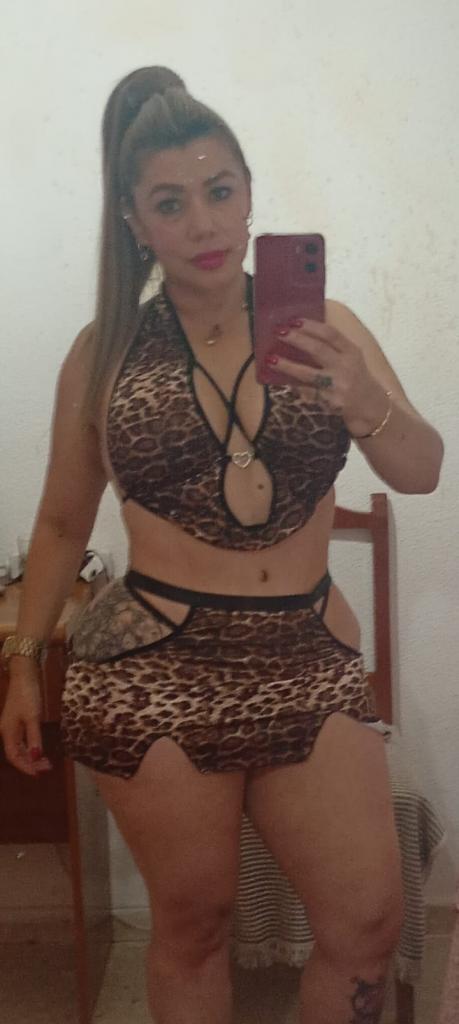 Chica busca chico en Huelva: 