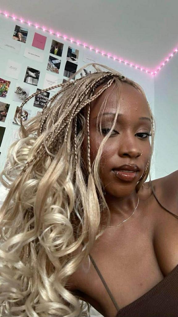 Chica busca chico en Asturias: 