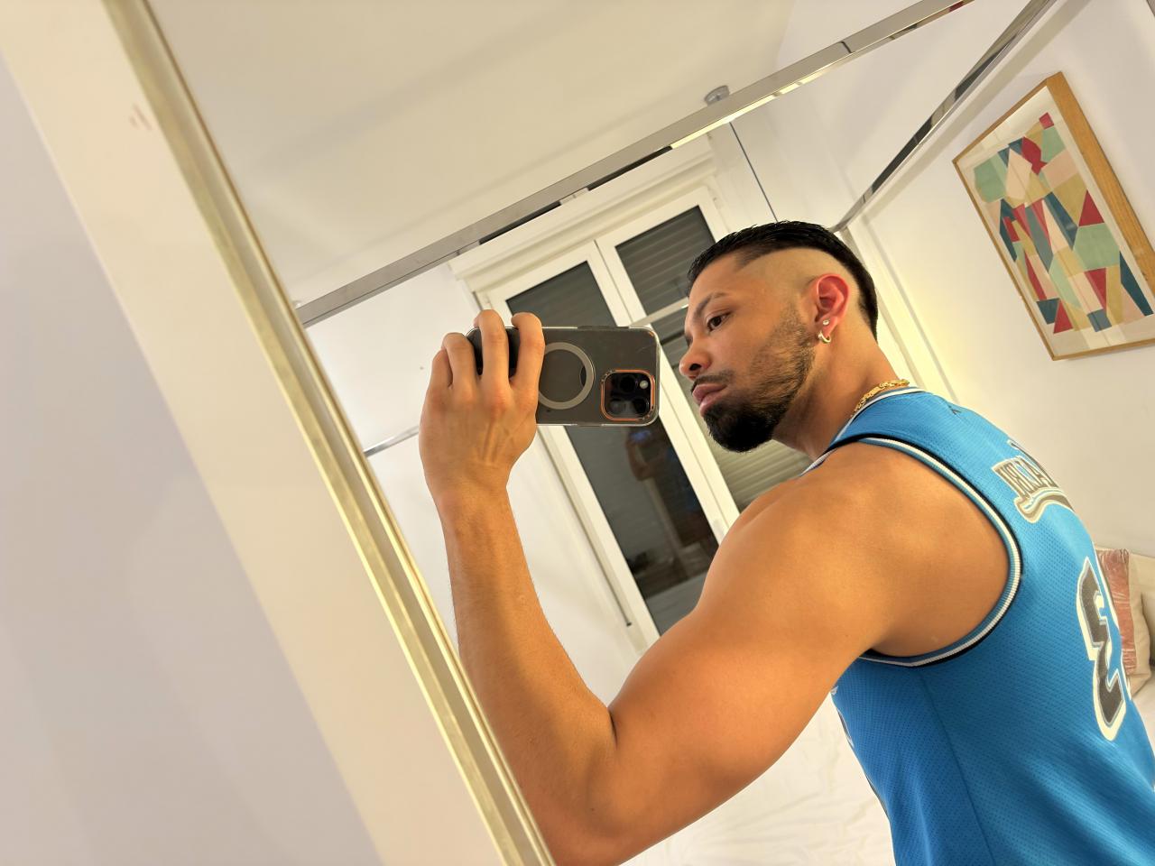 Chico busca chica en Asturias: 