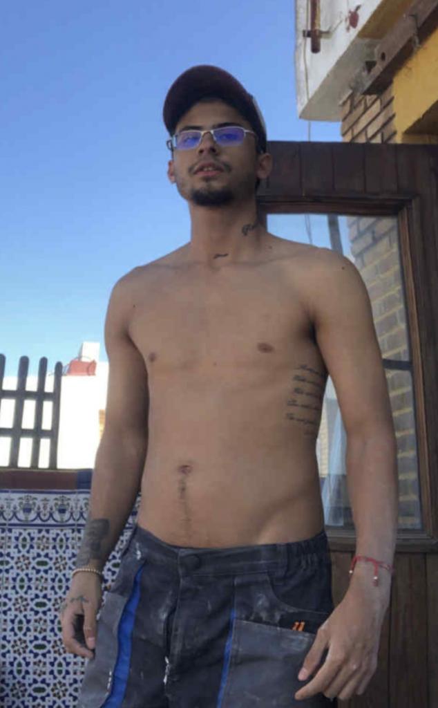 Chico busca chica en Huelva: 