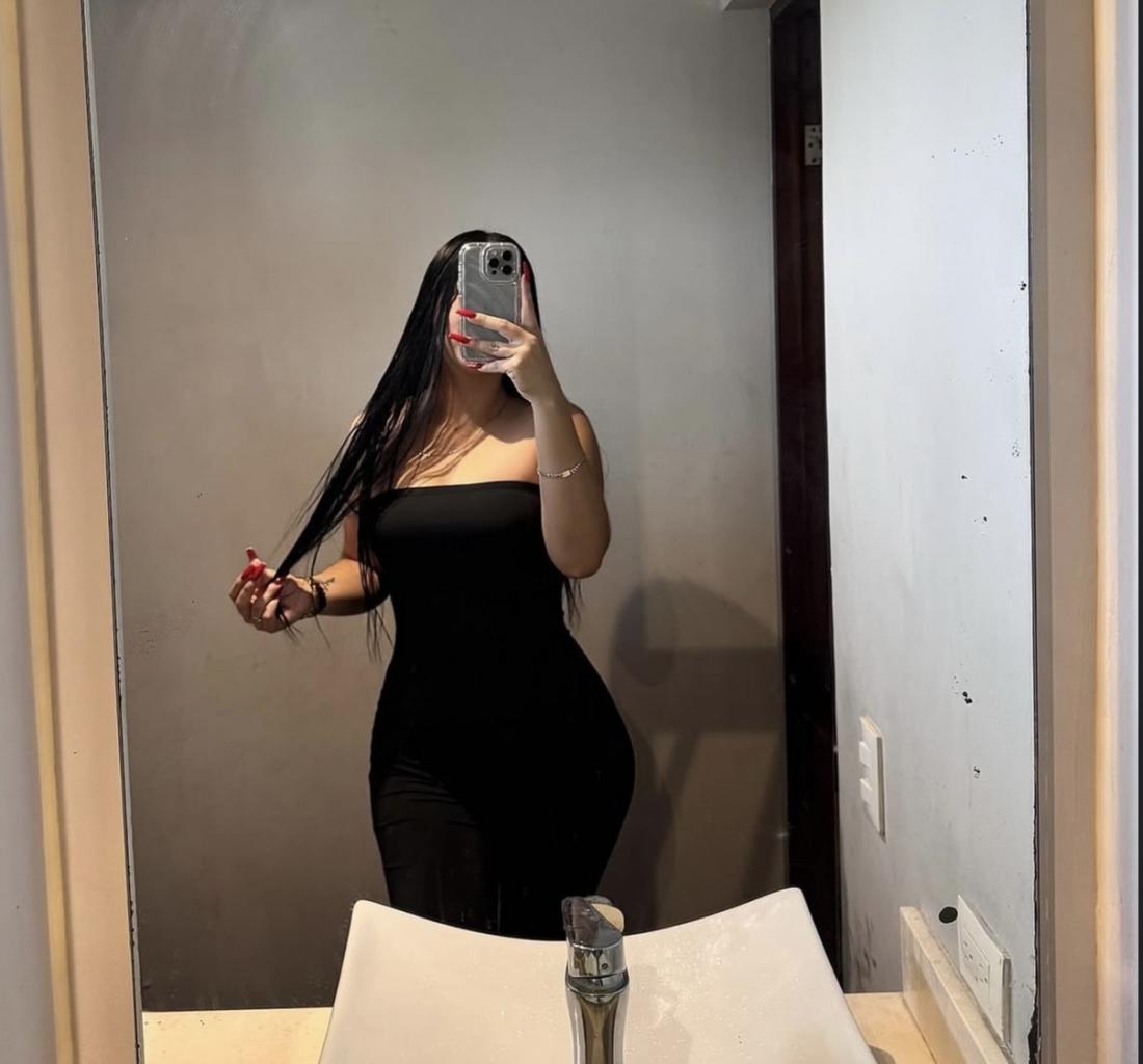 663486749: Chica busca chico en Cádiz