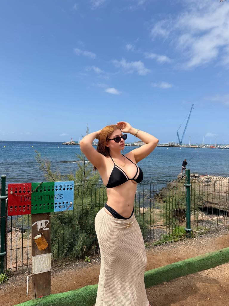 613732742: Chica busca chico en Tenerife