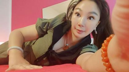 632830245: Chica busca chico en Barcelona