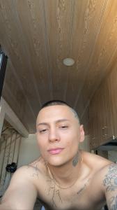 672893966: Chico busca chica en Orense