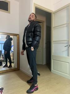 632590429: Chica busca chico en Barcelona