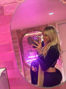 613758046: Transexual en Pontevedra