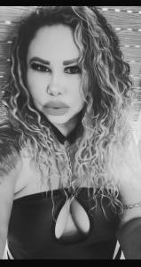 674885830: Chica busca chico en Teruel