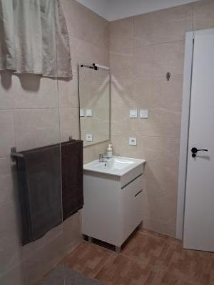 610382332: Chica busca chico en Las Palmas