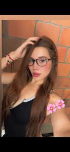 663077552: Chica busca chico en Málaga