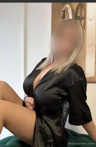 670482739: Chica busca chico en Barcelona