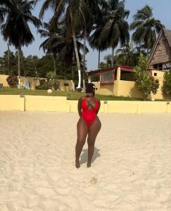 624244428: Chica busca chico en Madrid