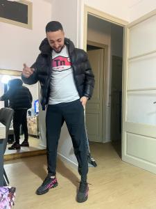 632590429: Chica busca chico en Barcelona