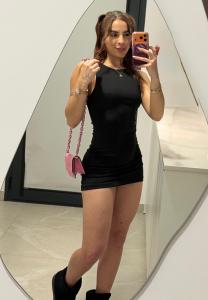 672817529: Chica busca chico en Alicante