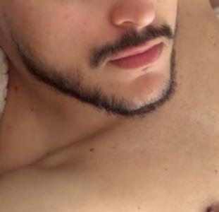 624921899: Chico busca chica en Sevilla