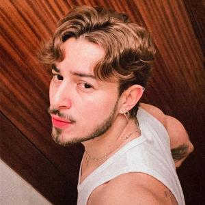 672044911: Chico busca chica en Álava