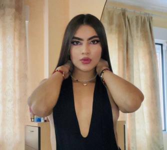 678779475: Chica busca chico en Ibiza