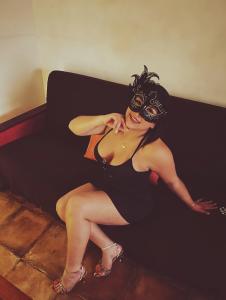 604317997: Chica busca chico en Almería