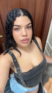 643934920: Chica busca chico en Sevilla