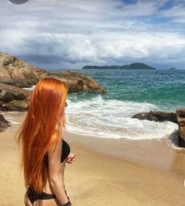 627571950: Chica busca chico en Málaga