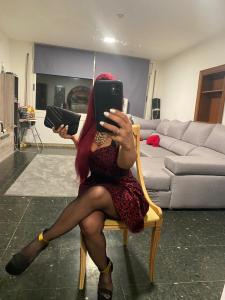 722465042: Chica busca chico en Barcelona