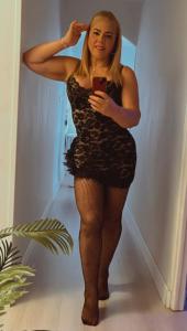 613384601: Chica busca chico en La Coruña