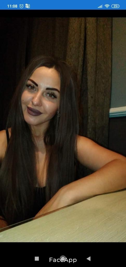 631552681: Chica busca chico en Málaga