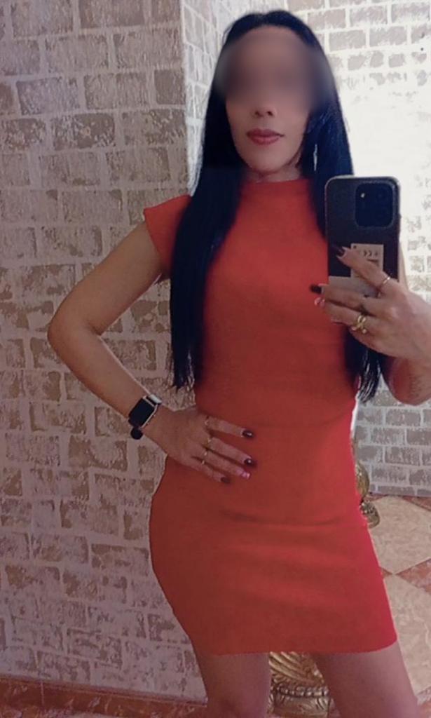 Chica busca chico en Granada: 