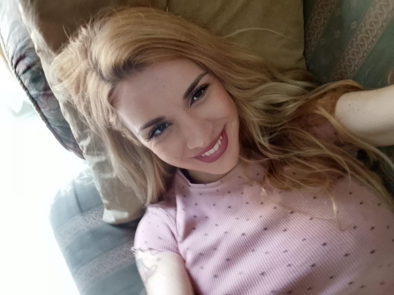 Chica busca chico en Cádiz: 