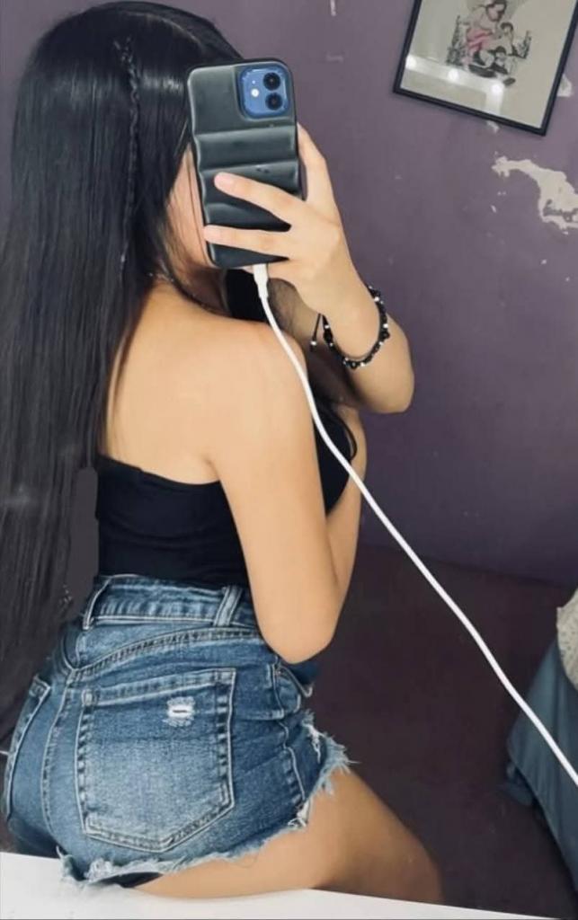 643409125: Chica busca chico en Granada