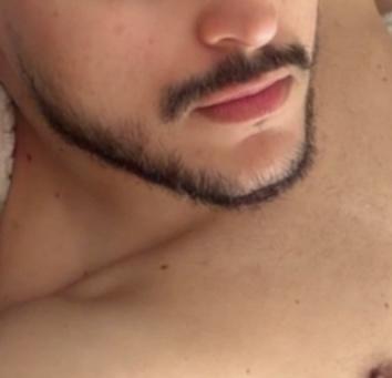 624921899: Chico busca chica en Sevilla