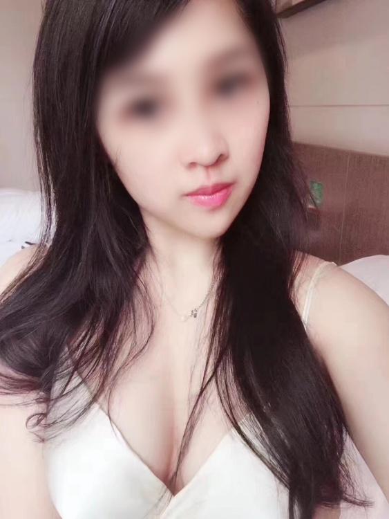 625613010: Chica busca chico en Málaga